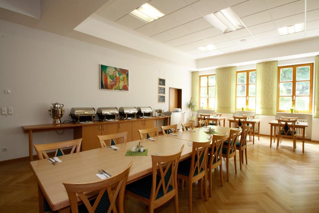 Kloster St. Josef Neumarkt in der Oberpfalz Room photo
